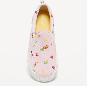 NWT Canvas Slip On Sneakers  Girls 1Y (Little Girl)  Old Navy